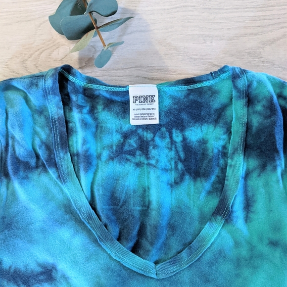 VS Pink V Neck Aqua Teal Blue Tie Dye Tee Shirt - Picture 4 of 6